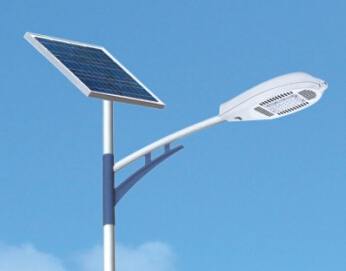 太陽能led路燈出現(xiàn)不亮情況從何查起？
